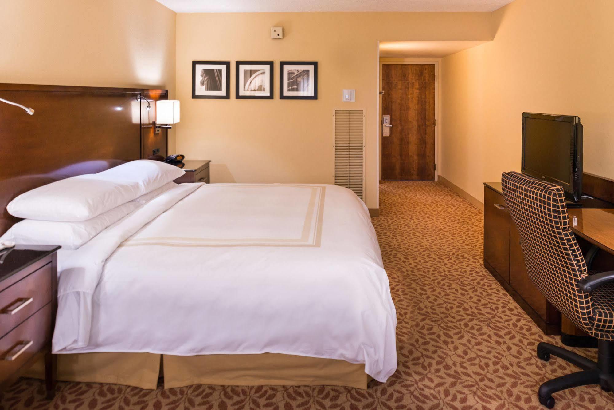 Marriott Melville Long Island Eksteriør bilde